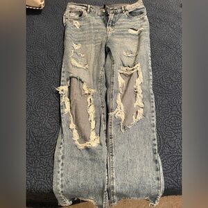 Fashion nova ripped jeans